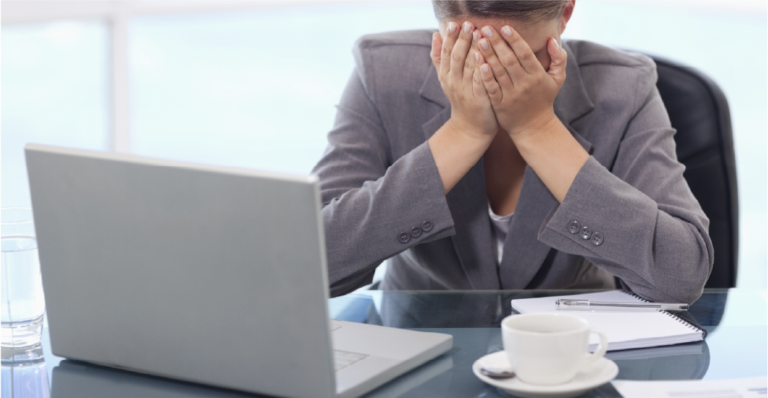 <div style="text-align:center;">   <p style="font-size:24px; font-weight:700; margin:0 0 6px;">     해고 및 징계   </p></div>