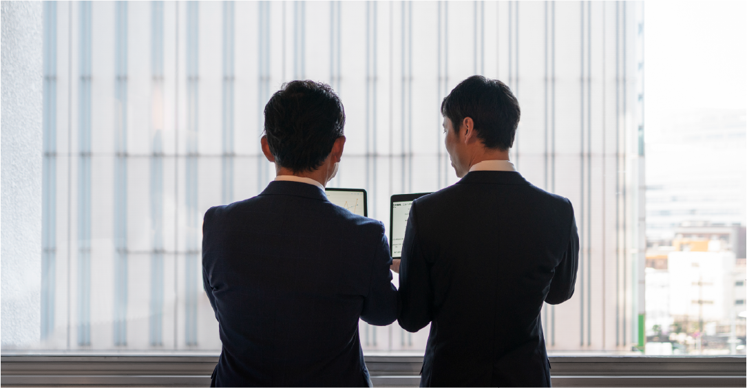 <div style="text-align:center;">   <p style="font-size:24px; font-weight:700; margin:0 0 6px;">    공무원  </p></div>