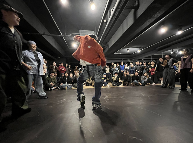동대입구무대위사람들 스튜디오 행사대관 백서전 배틀현장