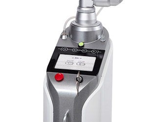 <font color="white">핀홀 레이저</font>