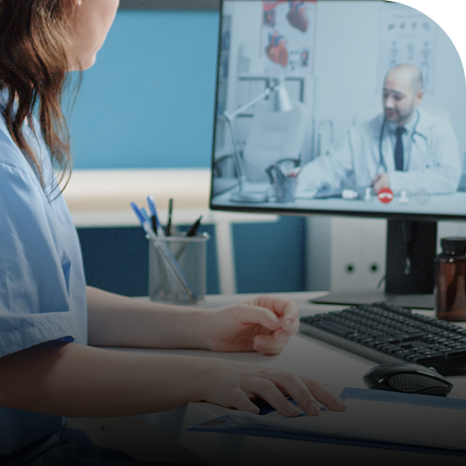 <p style="padding-left:20px; padding-right: 20px; font-weight:500; line-height:1.5;">한국 본원인 에이치플러스  양지병원의 전문의들과 실시간 화상 협진이 가능하여 한국 교수진과 직접 논의할 수 있어 하노이에서도  한국 대학병원 수준의 진료 서비스를 경험할 수  있습니다.</p>