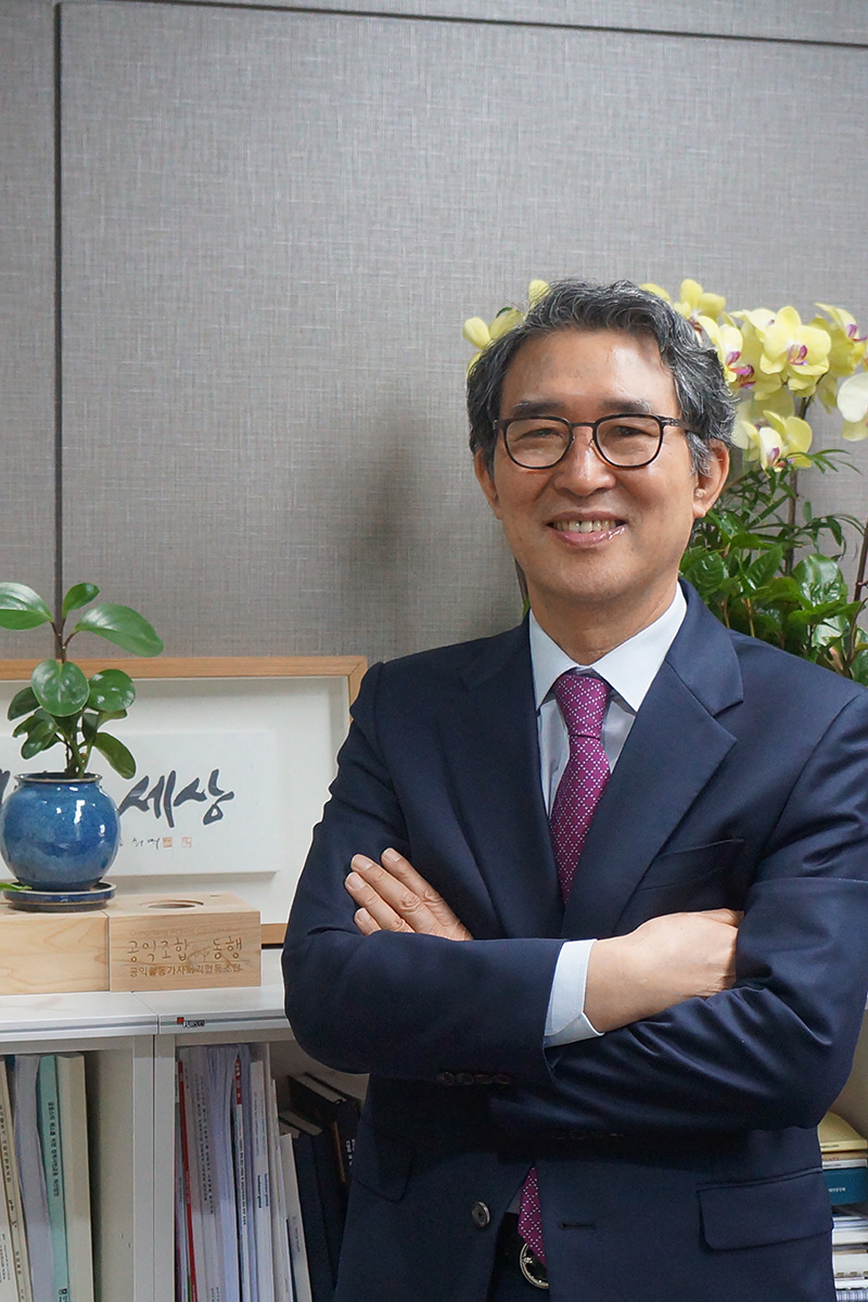 사회연대은행 김용덕 이사장