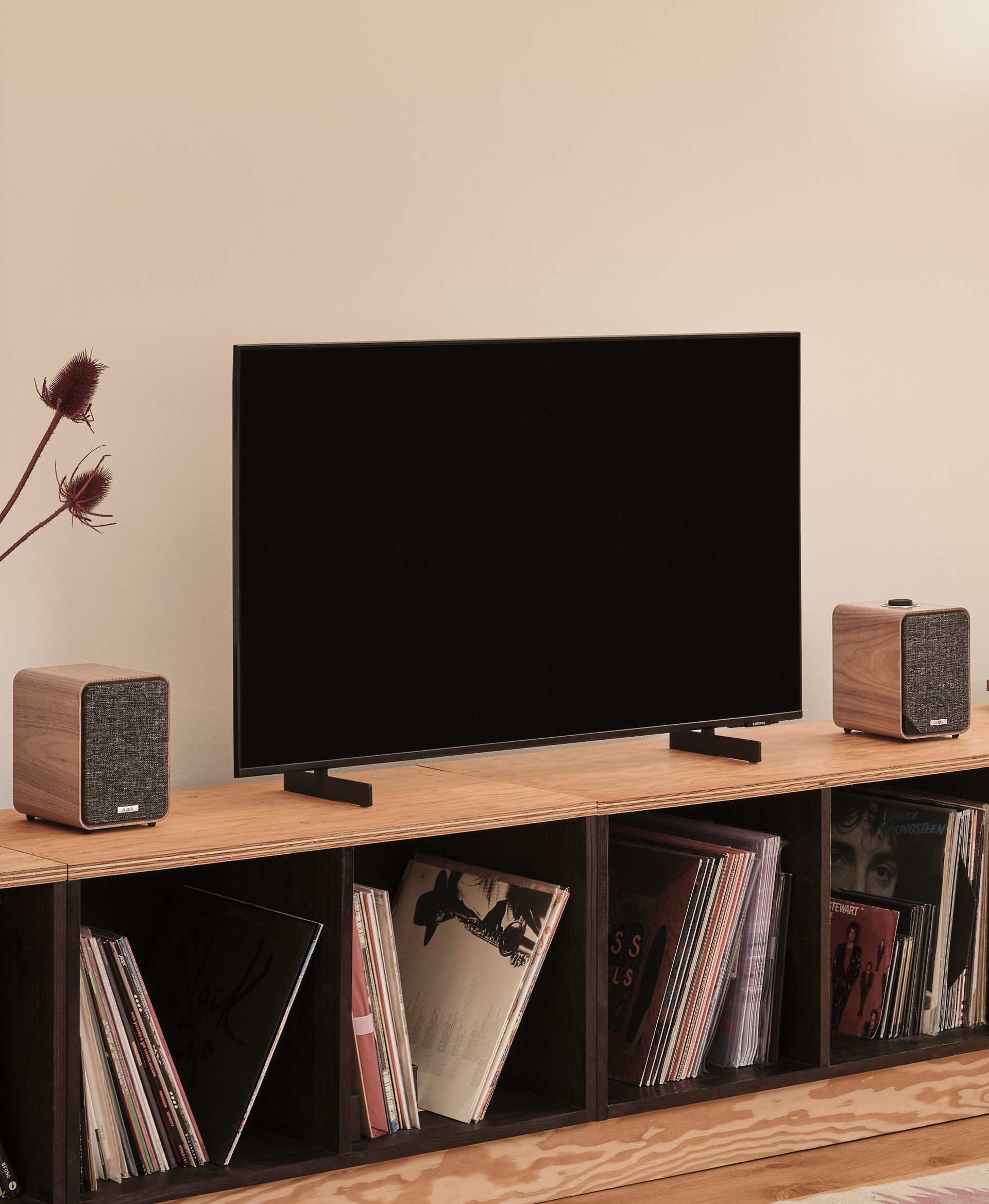 <p style="font-weight: bold;">MR1mk3 Desktop<br>Speaker System