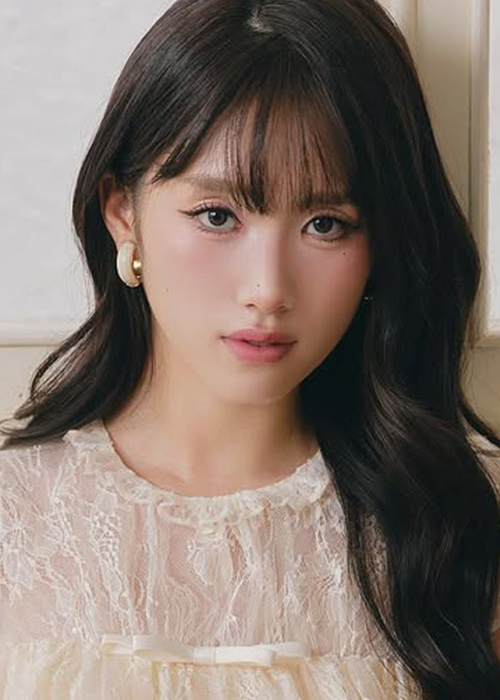 <h6>HYEONAH</h6><br><br><br>