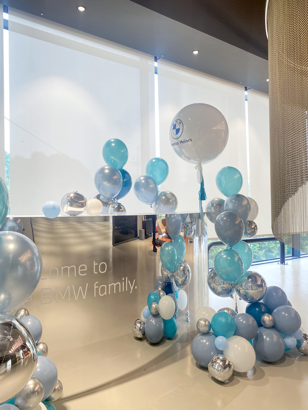 <div style="font-size: 12px; color: #8d8d8d; text-align: right;">2F 핸드오버존 디스플레이</div>