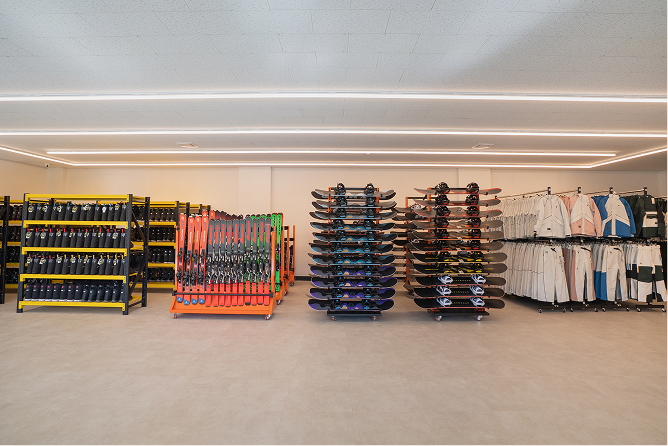 스노우랩 휘닉스파크점 장비대여 공간