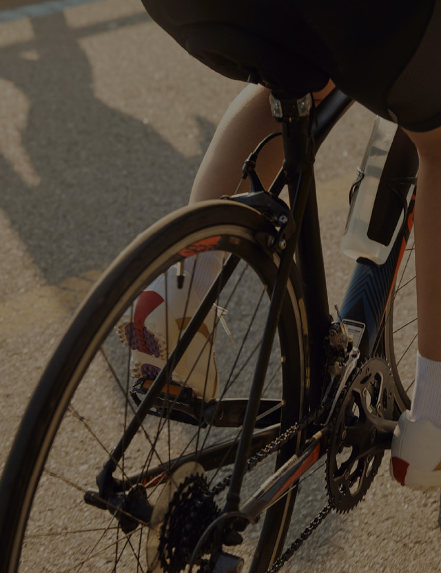 <span style="font-weight:700;">안전 우선</span><br><span style="font-size:18px !important;">Safety First</span>