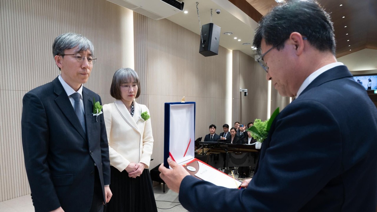 위임 예배 사진 보기