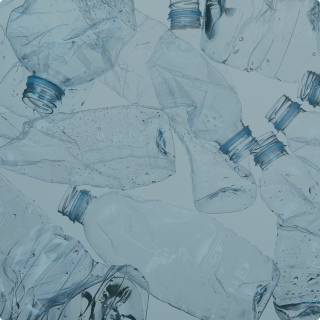 <div style="text-align: center; color: #ffffff;">   <p style="margin: 0 0 16px;">     <strong>       <span style="         font-size: clamp(20px, 3.5vw, 24px);         line-height: 1.1;         letter-spacing: -0.04em;       ">         소형 고분자 폐기물<br>         열분해 설비 공급       </span>     </strong>   </p>    <p style="margin: 0;">     <span style="       font-size: clamp(14px, 2.5vw, 16px);       line-height: 1.2;       letter-spacing: -0.04em;     ">       복합재질 폐플라스틱을<br>       초음파 열분해 기술을 적용하여<br>       부산물인 열분해유를 생산하는 설비 사업     </span>   </p> </div>