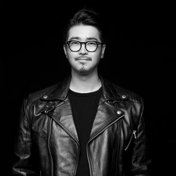 <span style="color: #ffffff;"><br><h6><b>Lee Seung-joo</span>