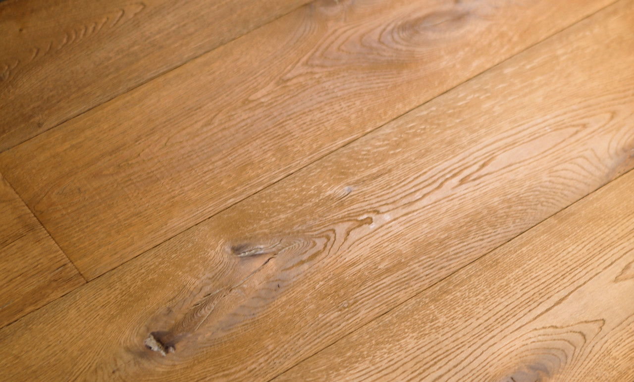 원목마루 색상 ㅏ까사, 오일 · UV 도장 마감