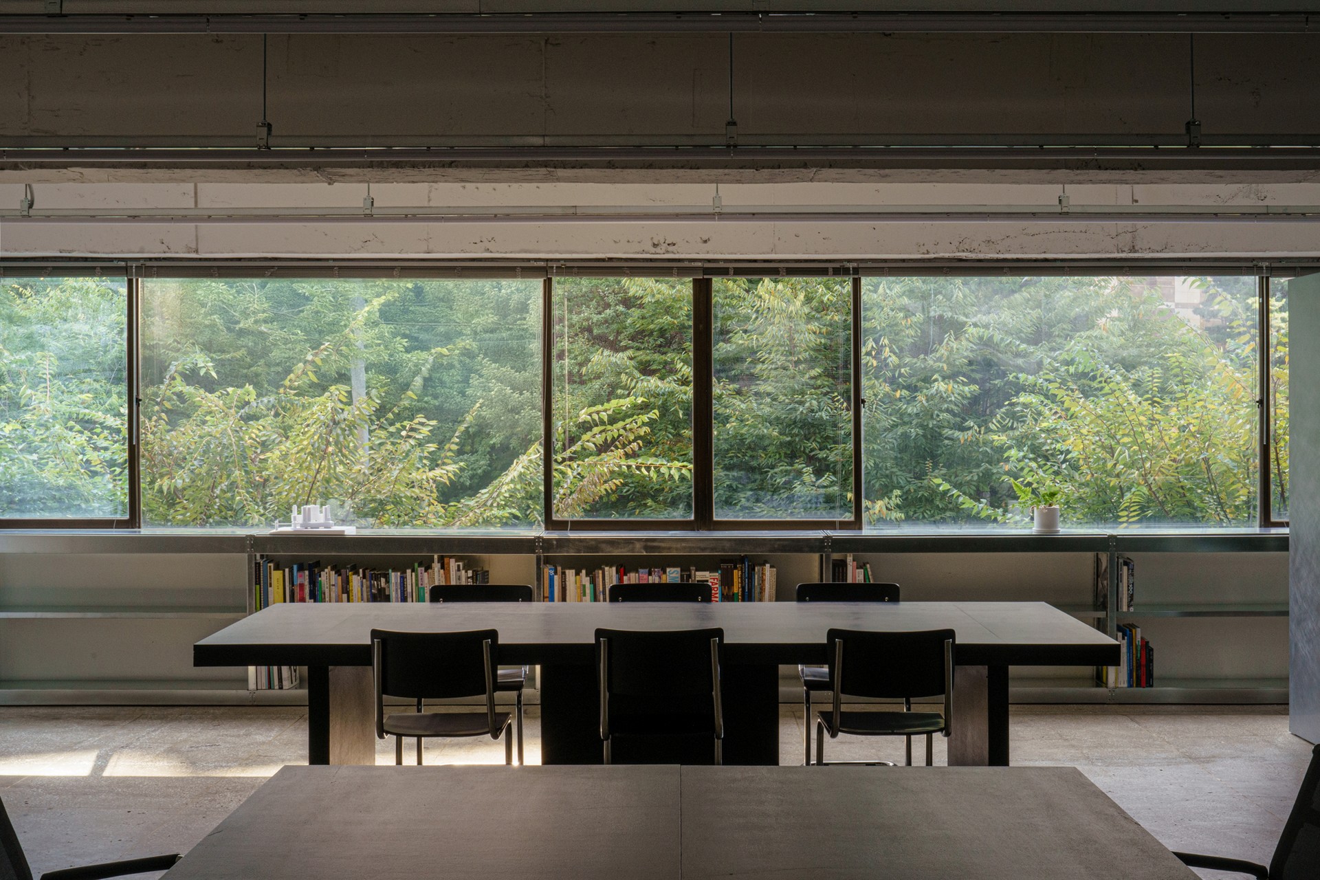 #10 Hajung-dong office