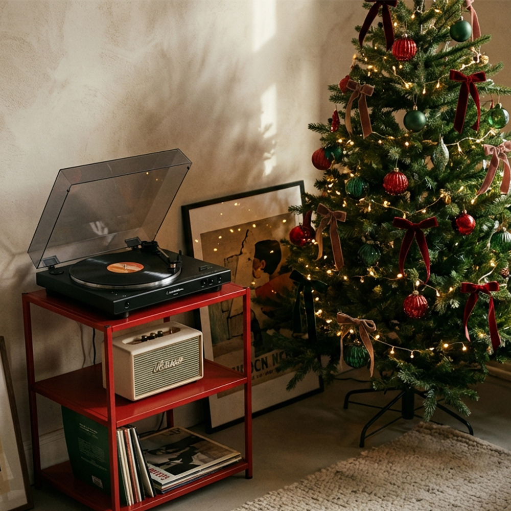 <div style="text-align:center; padding-top:14px;"> <div style="font-weight:800; font-size:26px; color:#ffffff; letter-spacing:-0.4px;"> 크리스마스 🎄 </div> <div style="margin-top:6px; font-size:15px; color:#cfcfcf;"> 2 Hours Playlist </div> </div>