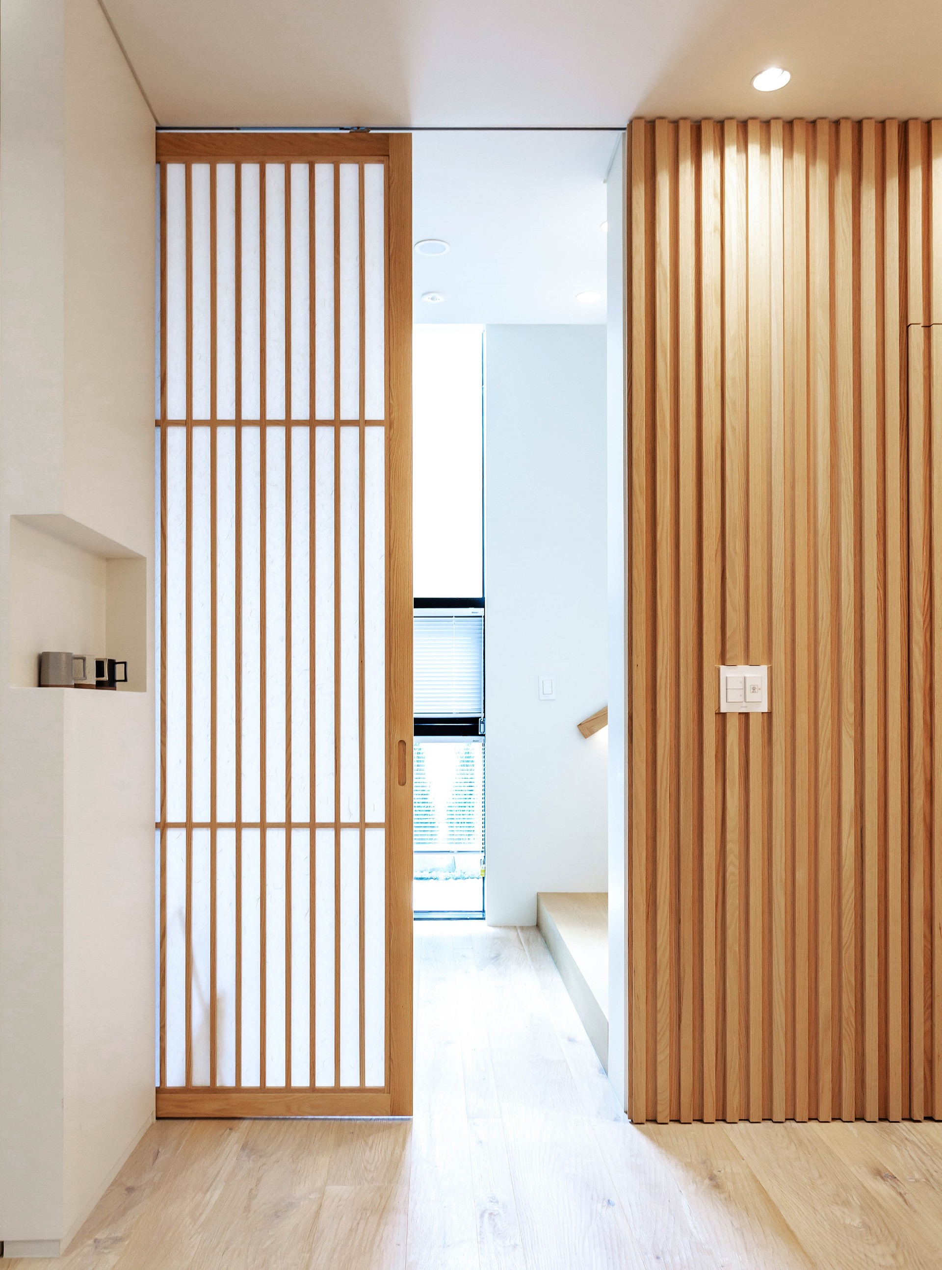 간살도어 슬라이딩 도어형, 원목 도어 구조