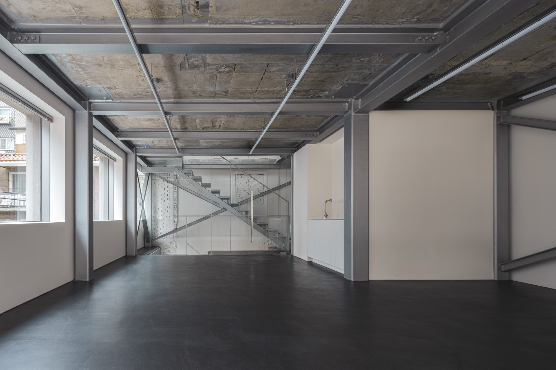 #10 Tempin Office - Interior