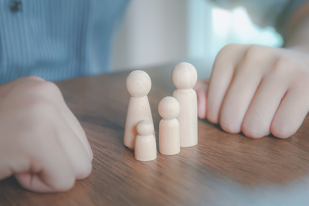 <div style="margin: 30px 0px 23px 20px;">  	<h6 style="text-align: left;"><span style="font-size: 26px; color: rgb(255, 255, 255);"><strong>전문가 자격증</strong></span></h6>  	<p> 		<br> 	</p>  	<p> 		<br> 	</p>  	<p> 		<br> 	</p>  	<p> 		<br> 	</p>  	<p style="text-align: left; line-height: 1;"><span style="font-size: 18px; color: rgb(250, 250, 250);">&nbsp;</span></p>  	<p><span style="font-size: 18px;"><span style="color: rgb(250, 250, 250);">웰다잉전문지도사</span></span></p>  	<p><span style="font-size: 18px;"><span style="color: rgb(250, 250, 250);">엔딩플래너 육성 과정</span></span></p> </div>