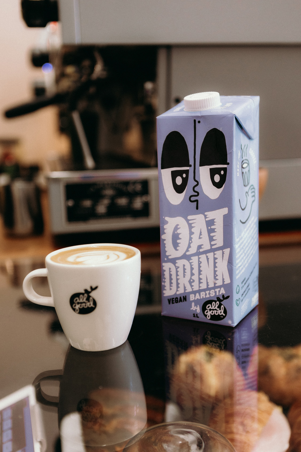 <strong>올굿오트 소셜 브랜딩 </strong>