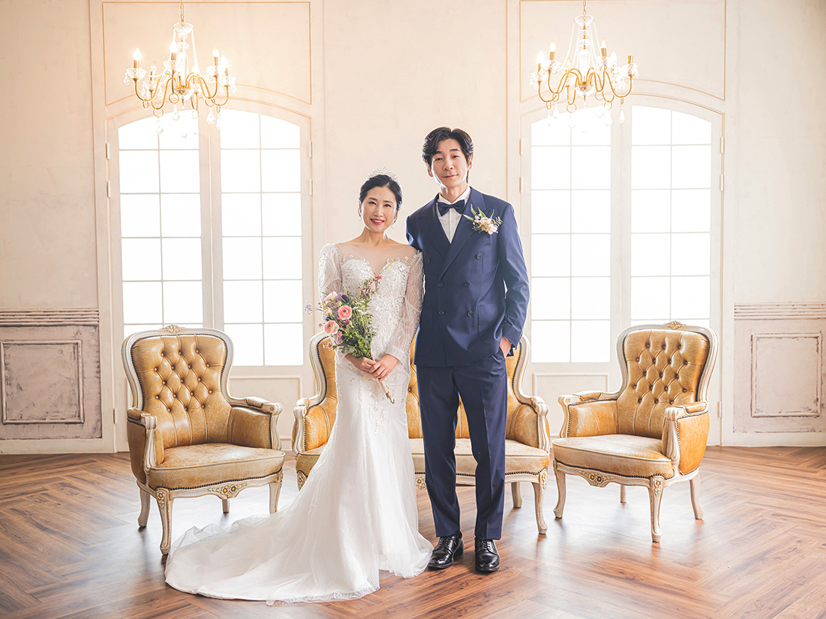 프로필사진 20대여성의 뷰티프로필 환하게 웃는 모습이 아름다운사진