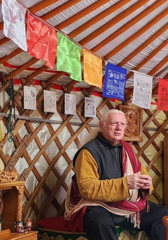 <p style="text-align:middle; font-size:16px; margin-top:26px;">대락(大樂)과 공성(空性)의 춤 속에서 수행과 일상을 하나로 · 글렌 라마 편<br><span style="color:#666;">슬기로운 수행생활</span></p>