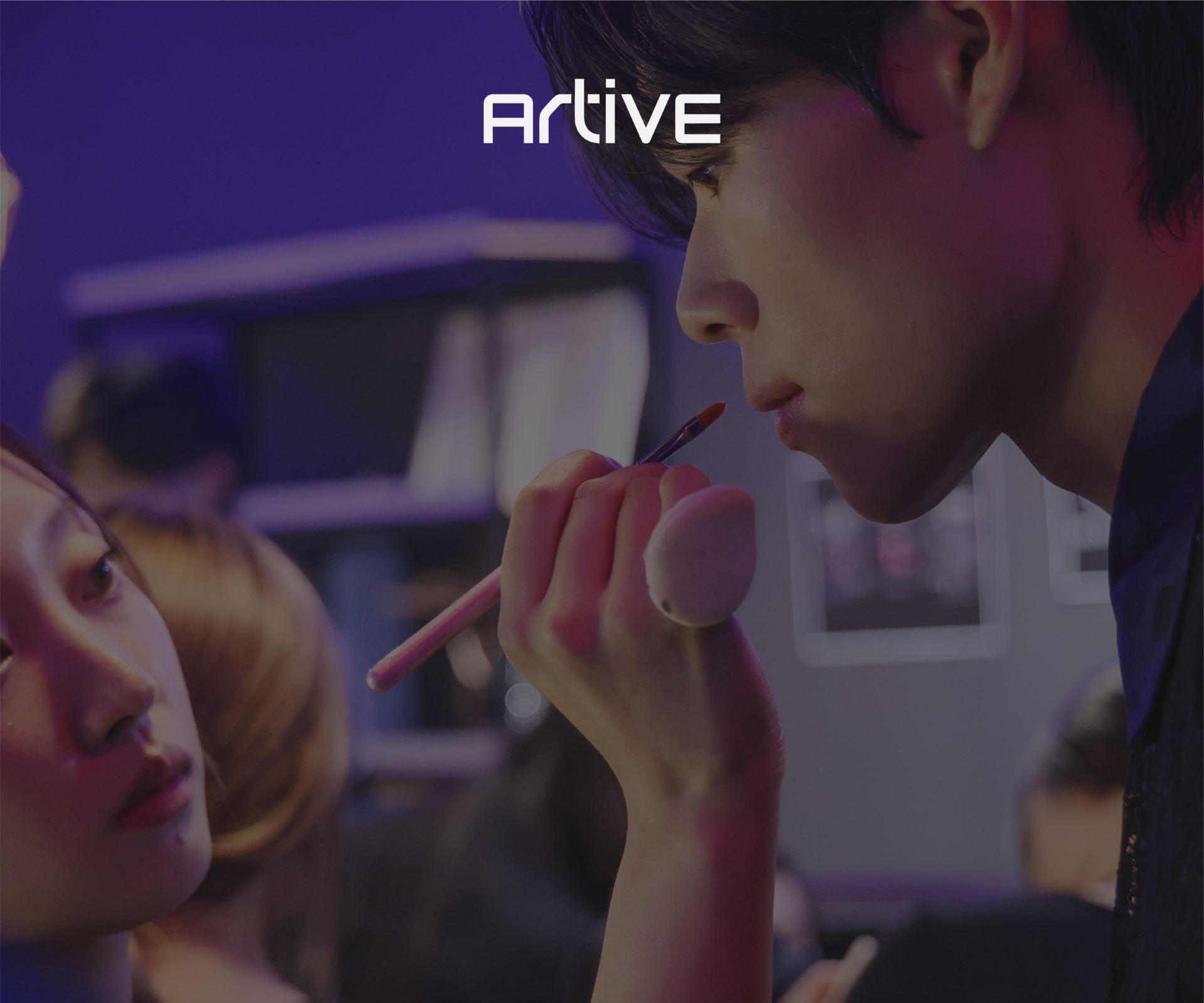 <p style="text-align: center;"><span style="font-weight: 600; font-size: 35px; color: rgb(#ffffff);">ACTOR <span style="font-weight: 500; font-size: 30px; color: rgb(#ffffff);"> ↗</span></p>