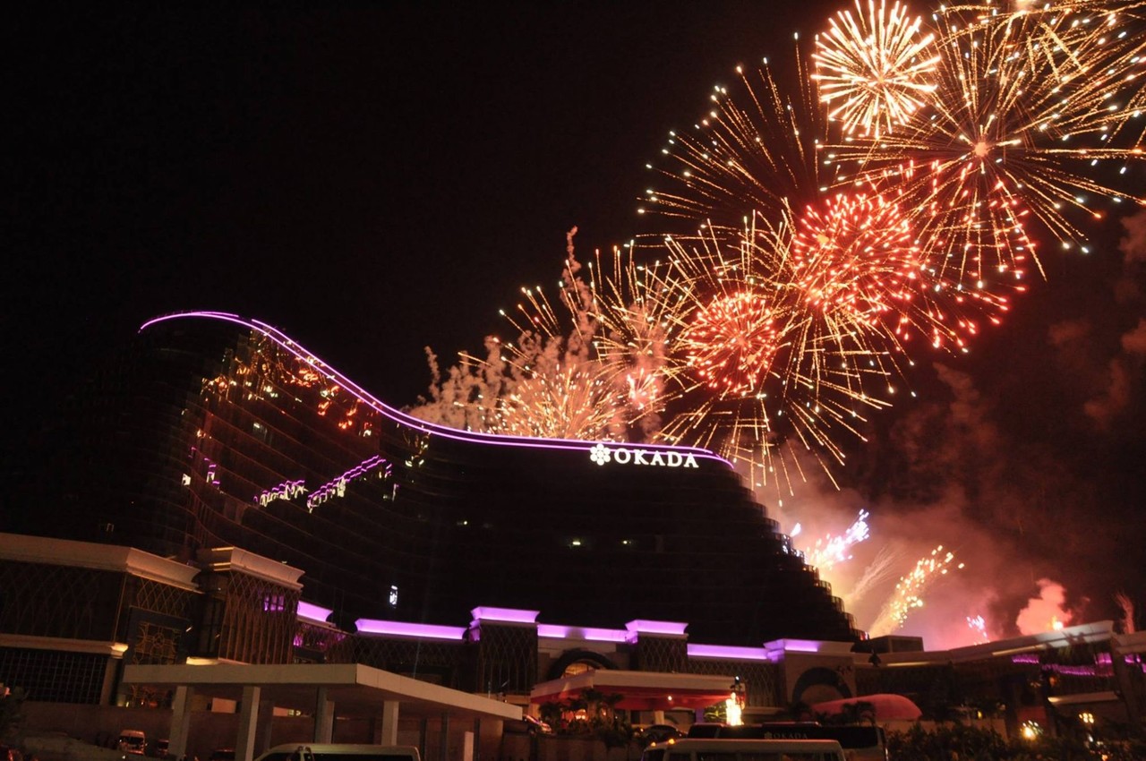 마닐라 오카다 카지노 호텔 야경 불꽃놀이