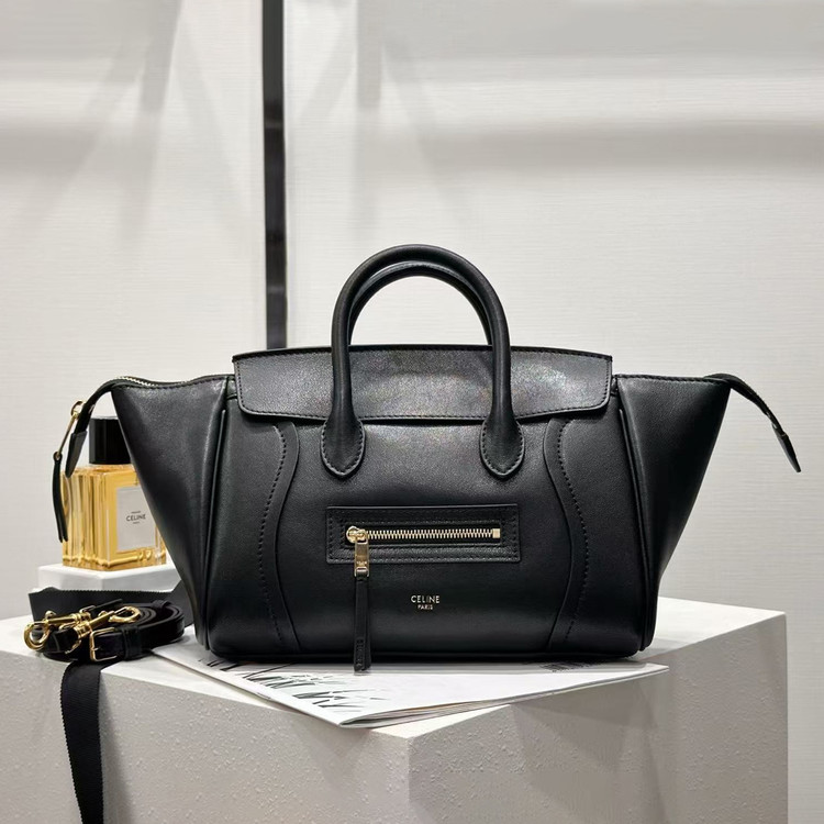 셀린느 스몰 뉴 러기지 셔플 샤이니 램스킨 블랙