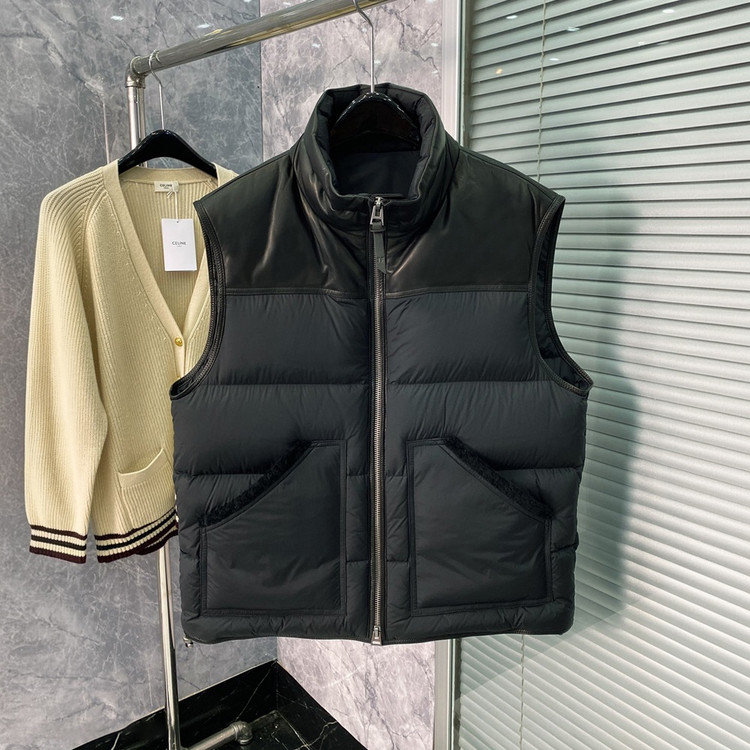 톰포드 나일론 레더 다운 필드 베스트