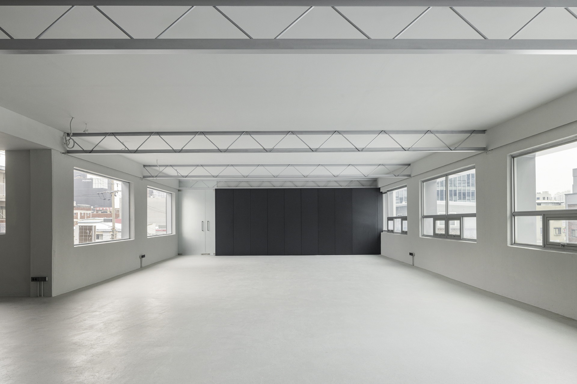 #01 Yeonmujang SZF Exterior - Daytime View