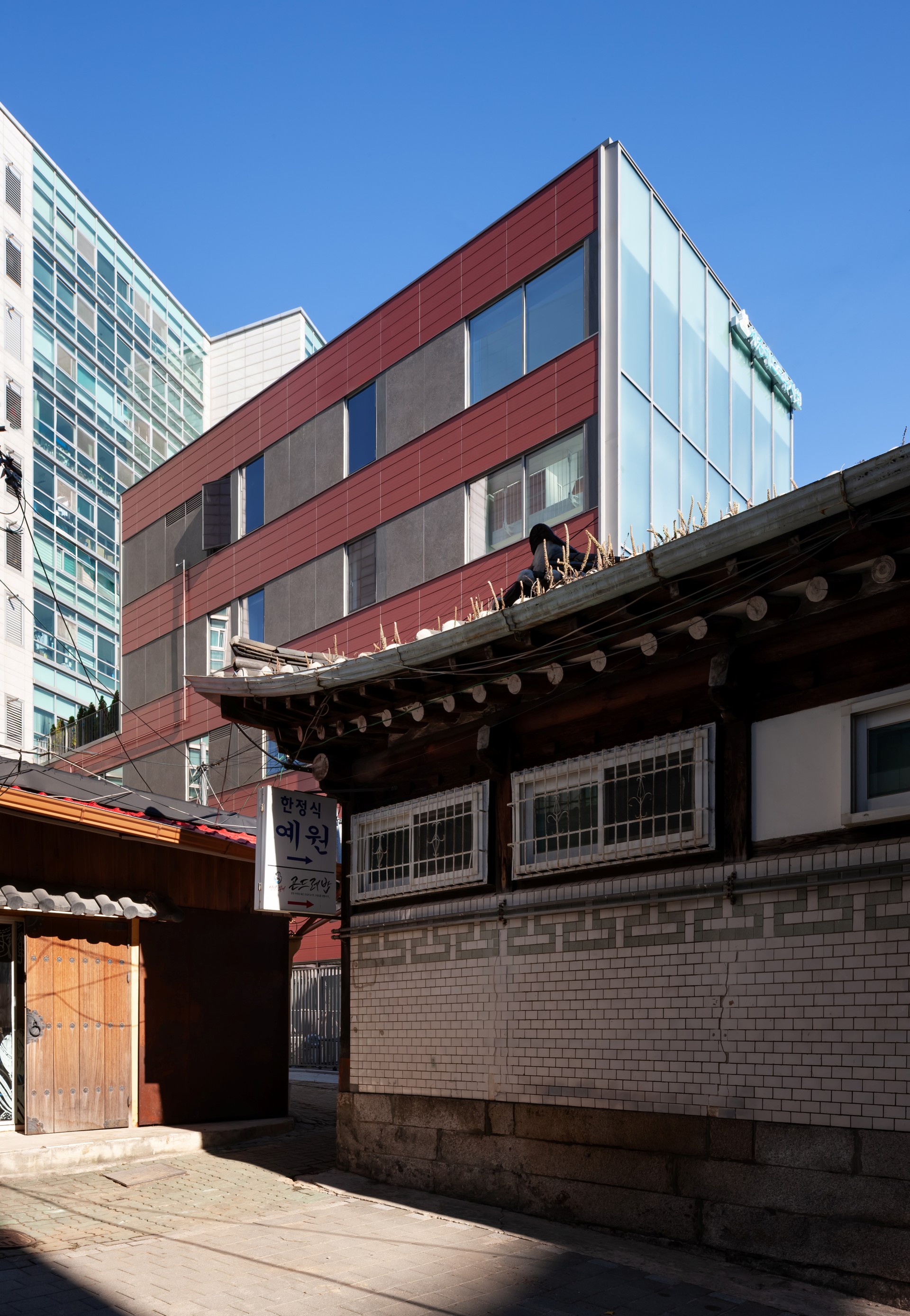 #20 Sejongno Church Annex - Exterior
