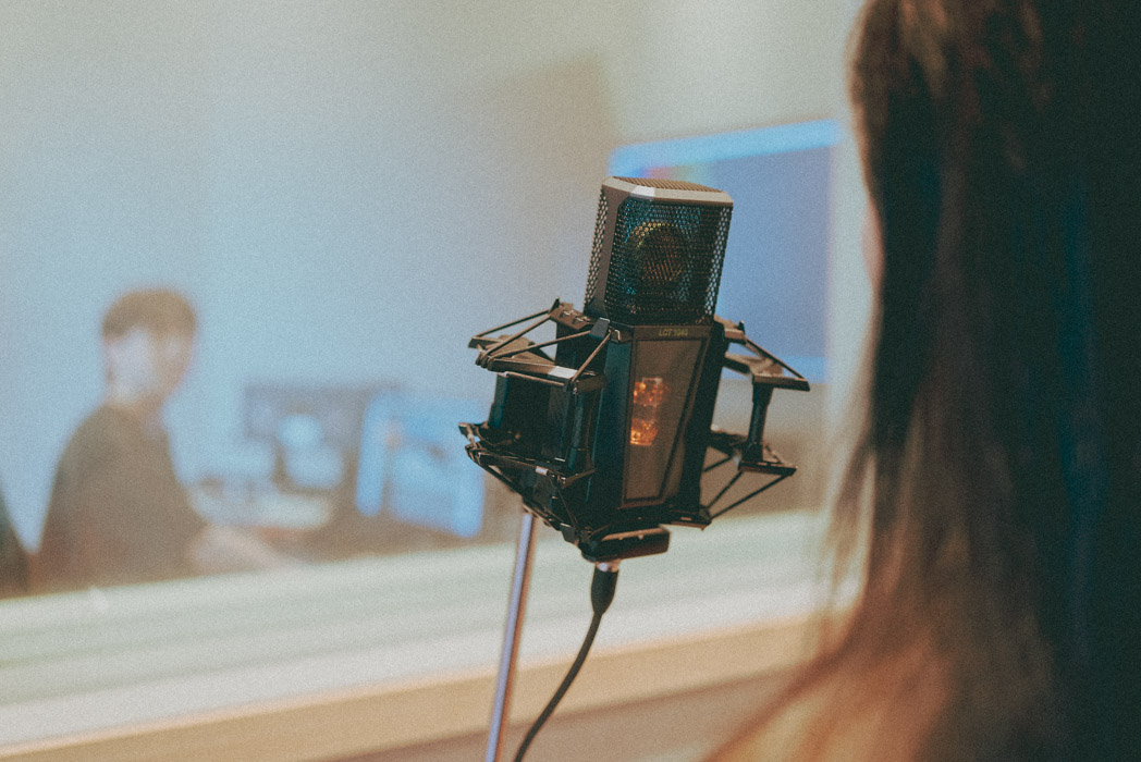 / 사운드 엔지니어 과정 보컬 레코딩 수업 중 /