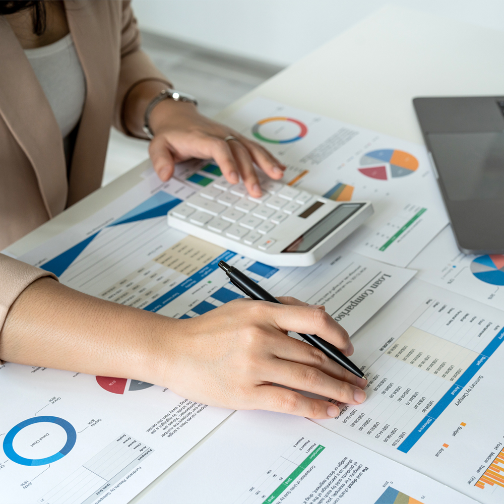 <p style="color: #ffffff;"> <span style="font-weight: 700; font-size: 20px; letter-spacing: 0px;">세무기장</span> </p> 