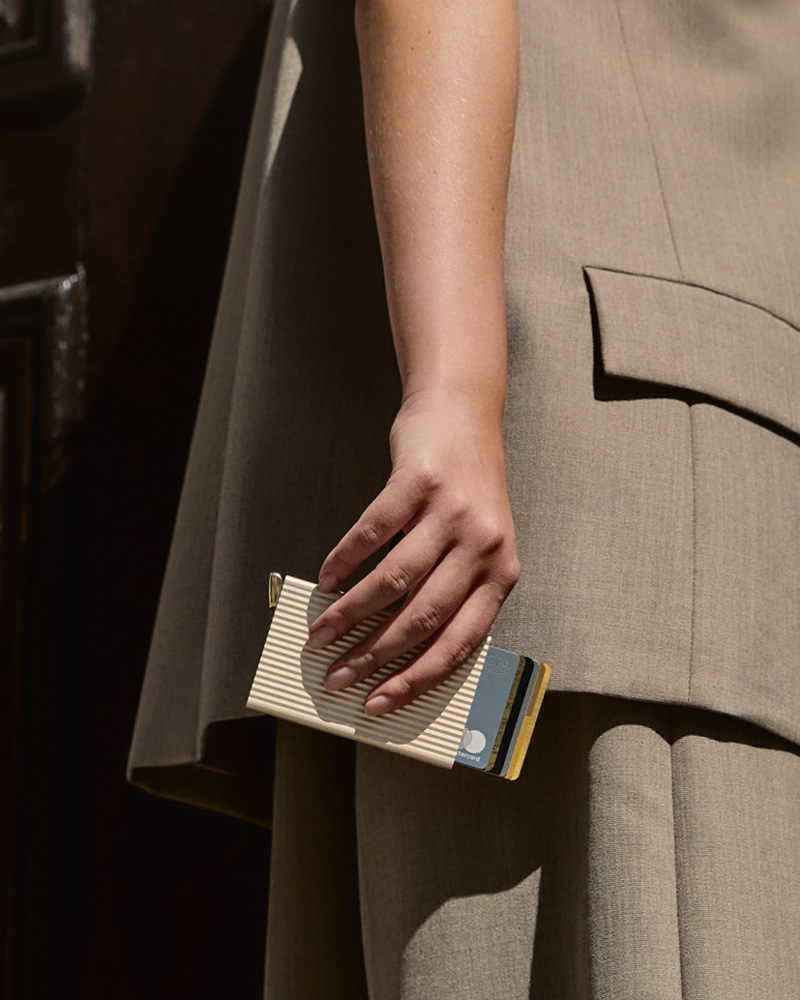 카드프로텍터+ 플루트 캐시미어 ↗︎