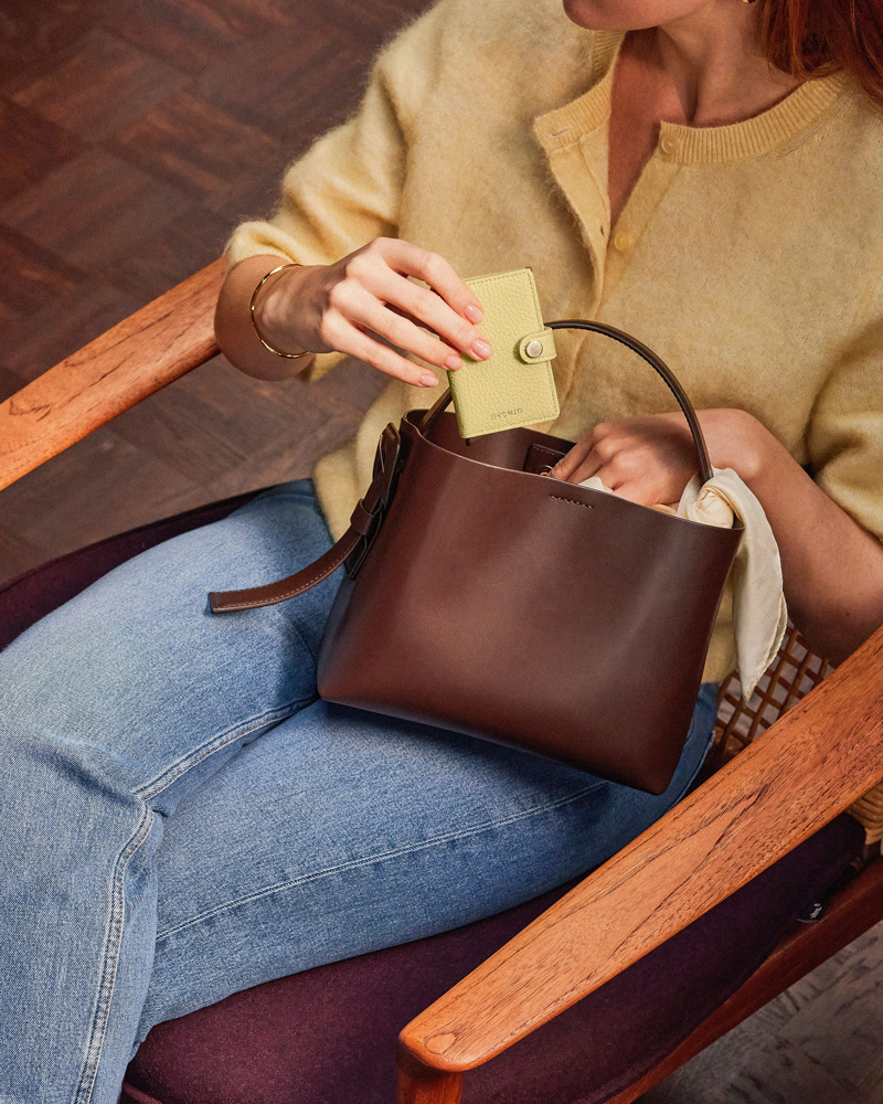 미니월렛+ 페블 버터 옐로우 ↗︎