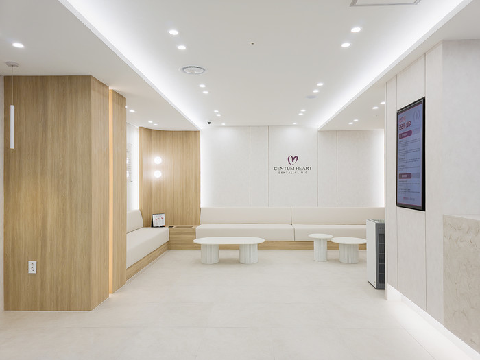 Centum Heart Dental Clinic waiting area