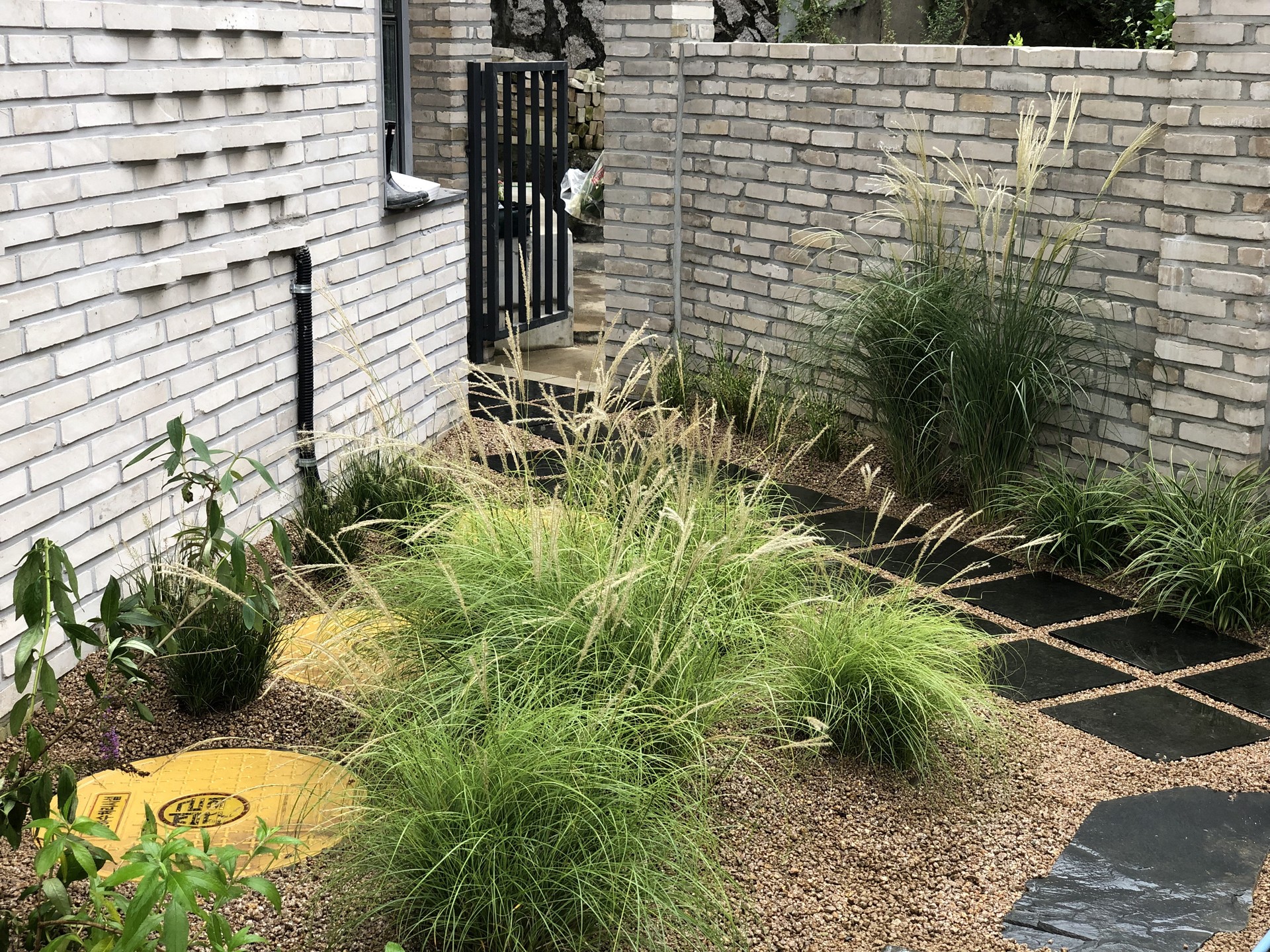 <p style="text-align: center; line-height: 1.15;"><span style="font-size: 20px; color: rgb(255, 255, 255);">[2020]</span></p>  <p style="line-height: 1.15; text-align: center;"><span style="color: rgb(255, 255, 255);"><span style="font-size: 60px;">청암동 르플뢰브</span></span></p>  <p style="line-height: 1.15; text-align: center;"><span style="font-size: 30px; color: rgb(255, 255, 255);"></span></p>