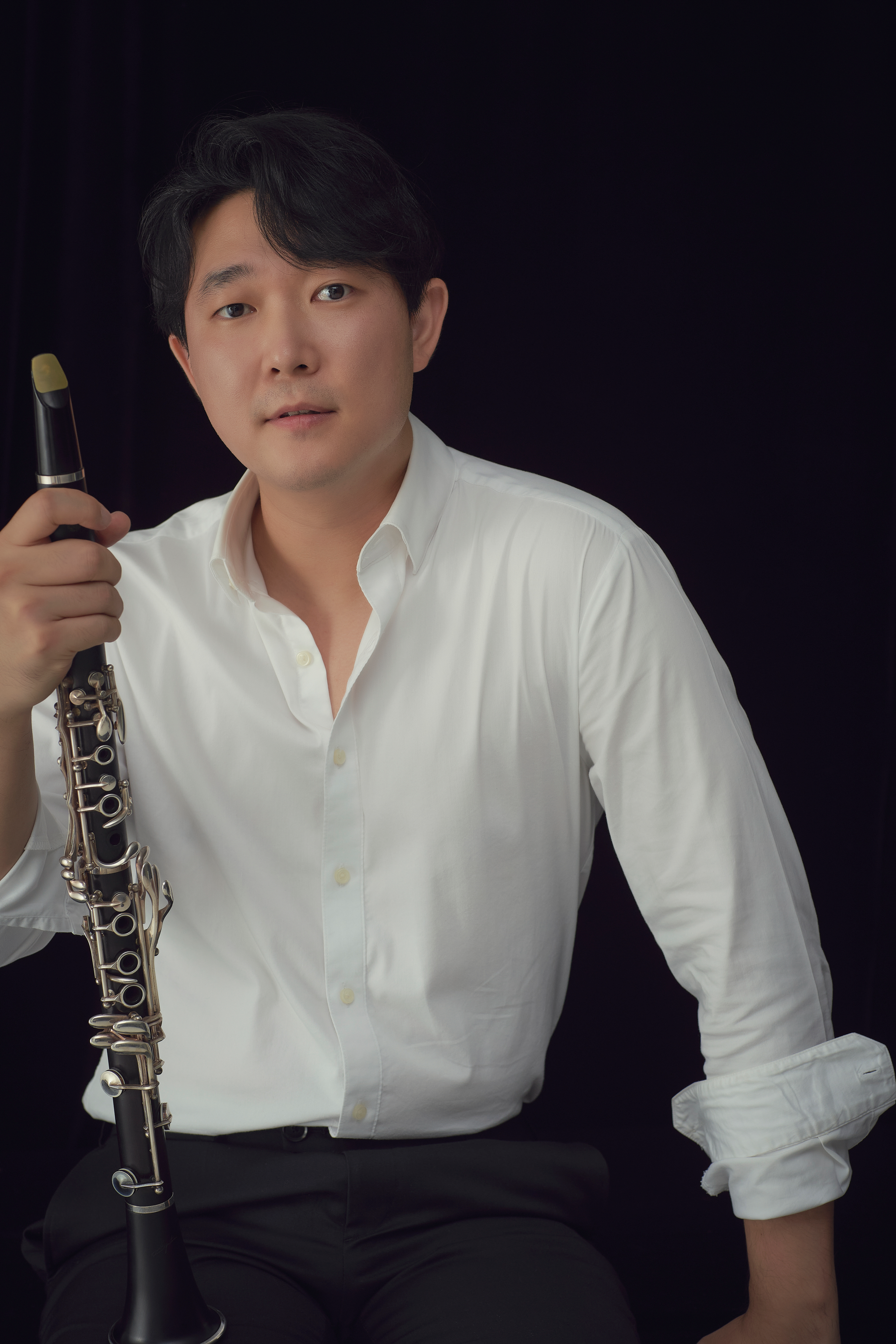 <h1 style="text-align: center;"><span style="font-size: 30px;"><b><span style="color: rgb(255, 255, 255);">vol.105</span></b></span></h1>