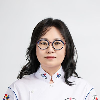<div><span style="font-size: 18px; font-weight: bold;">조애란</span><br><span style="font-size: 14px; font-weight: normal;">고양고등학교/교사<br>경기도 고양시 덕양구 삼송로 171<br><br></span></div>