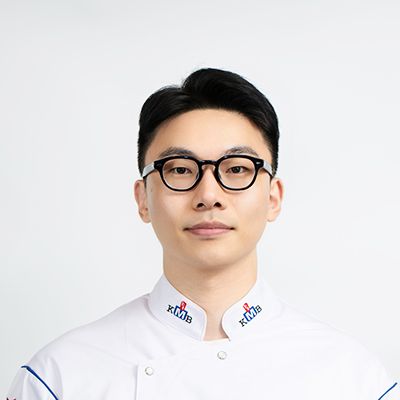<div><span style="font-size: 18px; font-weight: bold;">이인규</span><br><span style="font-size: 14px; font-weight: normal;">캘리포니아베이커리/생산과장<br>대전시 서구 둔산남로91번길 13<br><br></span></div>