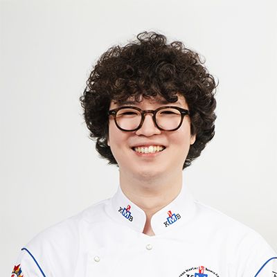 <div><span style="font-size: 18px; font-weight: bold;">안세현</span><br><span style="font-size: 14px; font-weight: normal;">더도우/실장<br>서울시 강남구 도산대로11길 15<br><br></span></div>