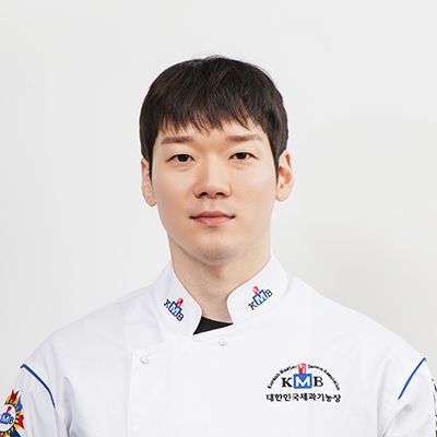 <div><span style="font-size: 18px; font-weight: bold;">허재원</span><br><span style="font-size: 14px; font-weight: normal;">엔데오F&B/주임<br>경기도 광명시 하안로 60<br><br></span></div>
