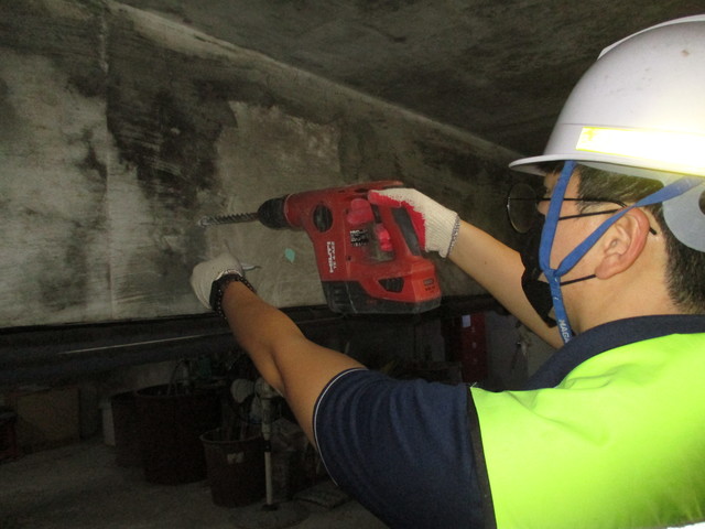 <span style="font-size: 16px;"><strong>【콘크리트 탄산화 시험】</strong></span></p>