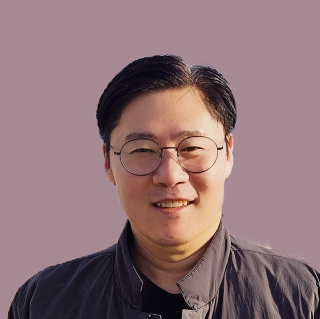 <br><h6 style="text-align: left;"><span style="color:#01b552; font-size: 25px;">이정수 팀장</span></h6>  <p style="text-align: left;">HQ 전략팀</span></p>