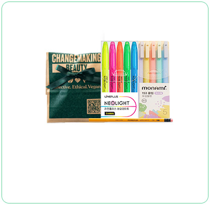 <span class="gs-txt">취향저격 선물<br>777굿즈 패키지</span>