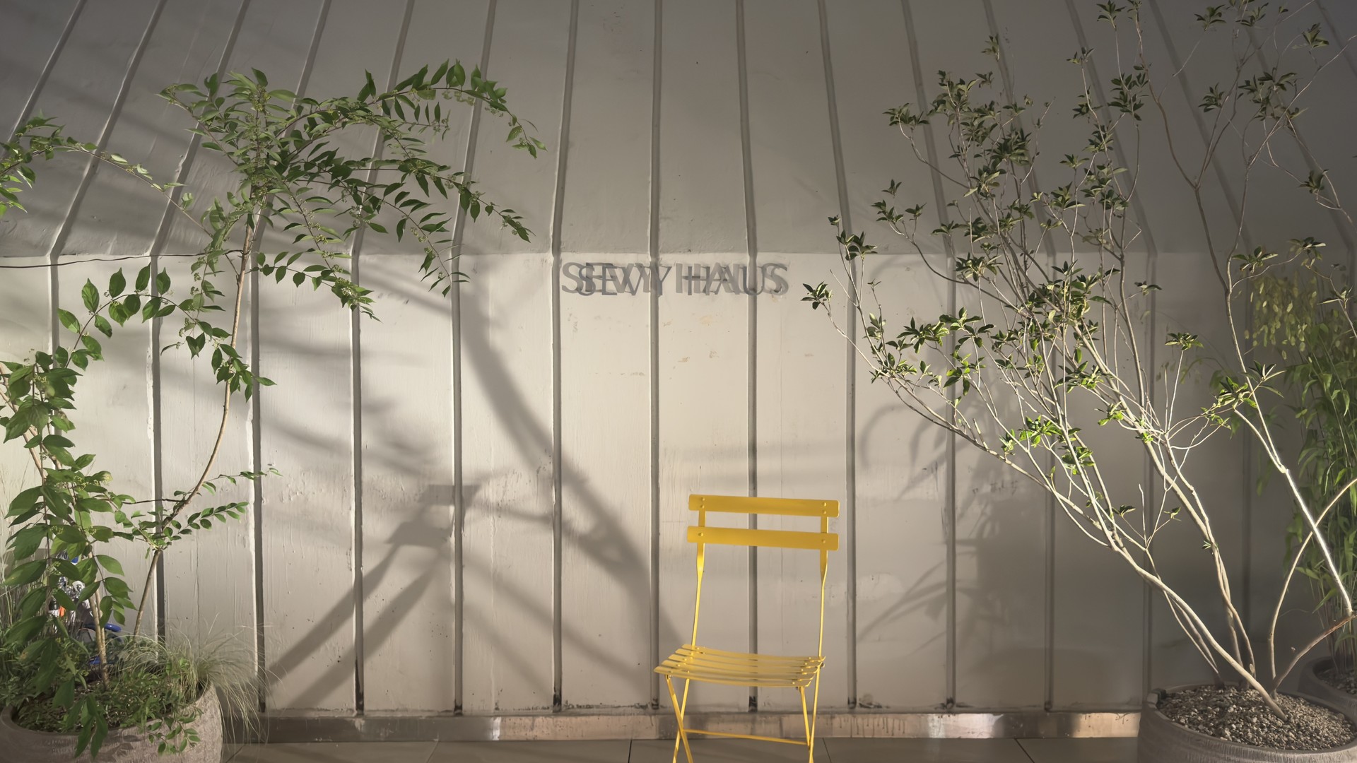 뜨개질처럼 한 땀 한 땀 정성을 담아 만든 작은 정원  