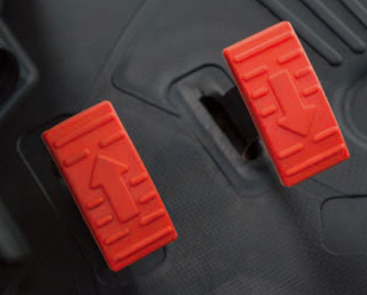 클러치 없는 HST트랜스미션 + 크루즈 컨트롤 기능