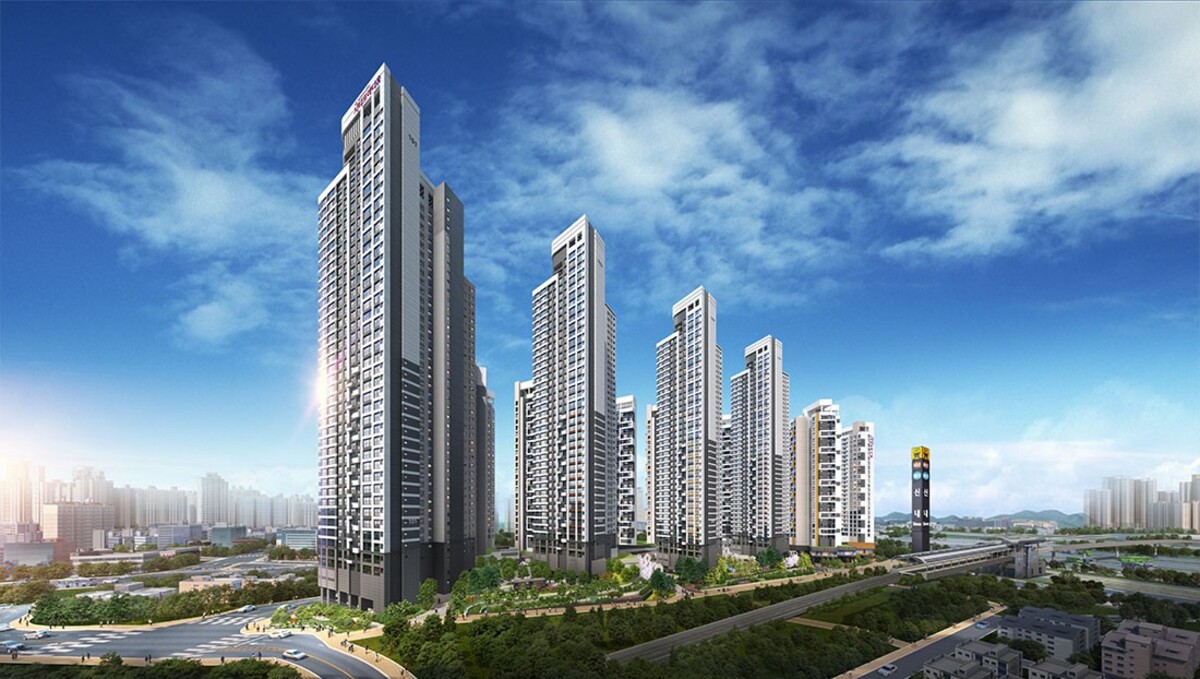 <div class="hover-txt">   <p class="type-am">오피스텔 / 아파트</p>   <p class="name-am">신내역프라디움더테라스</p>   <p class="location-am">서울시 중랑구 양원지구 주상복합용지</p>   <p class="number-am">OT 943실 / APT 495세대</p> </div>