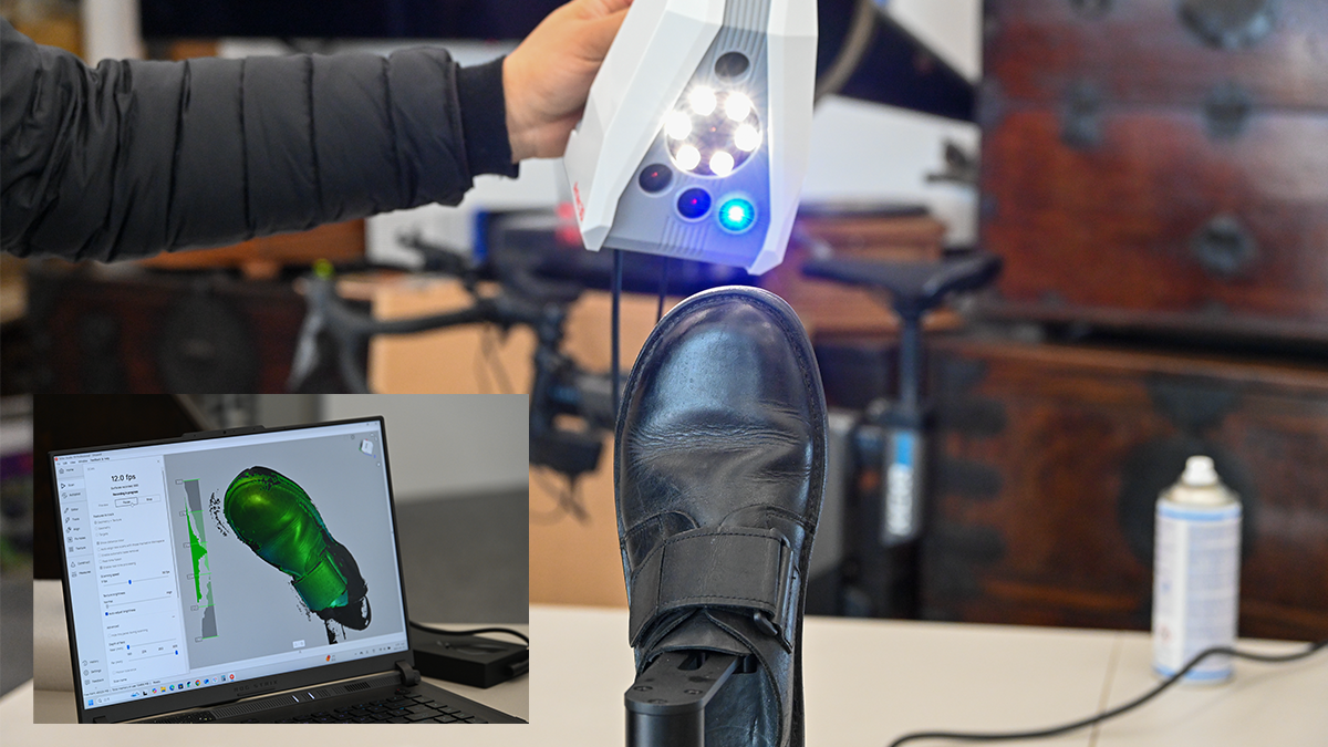 <strong>핸드헬드 광학식 3D스캐너</strong>