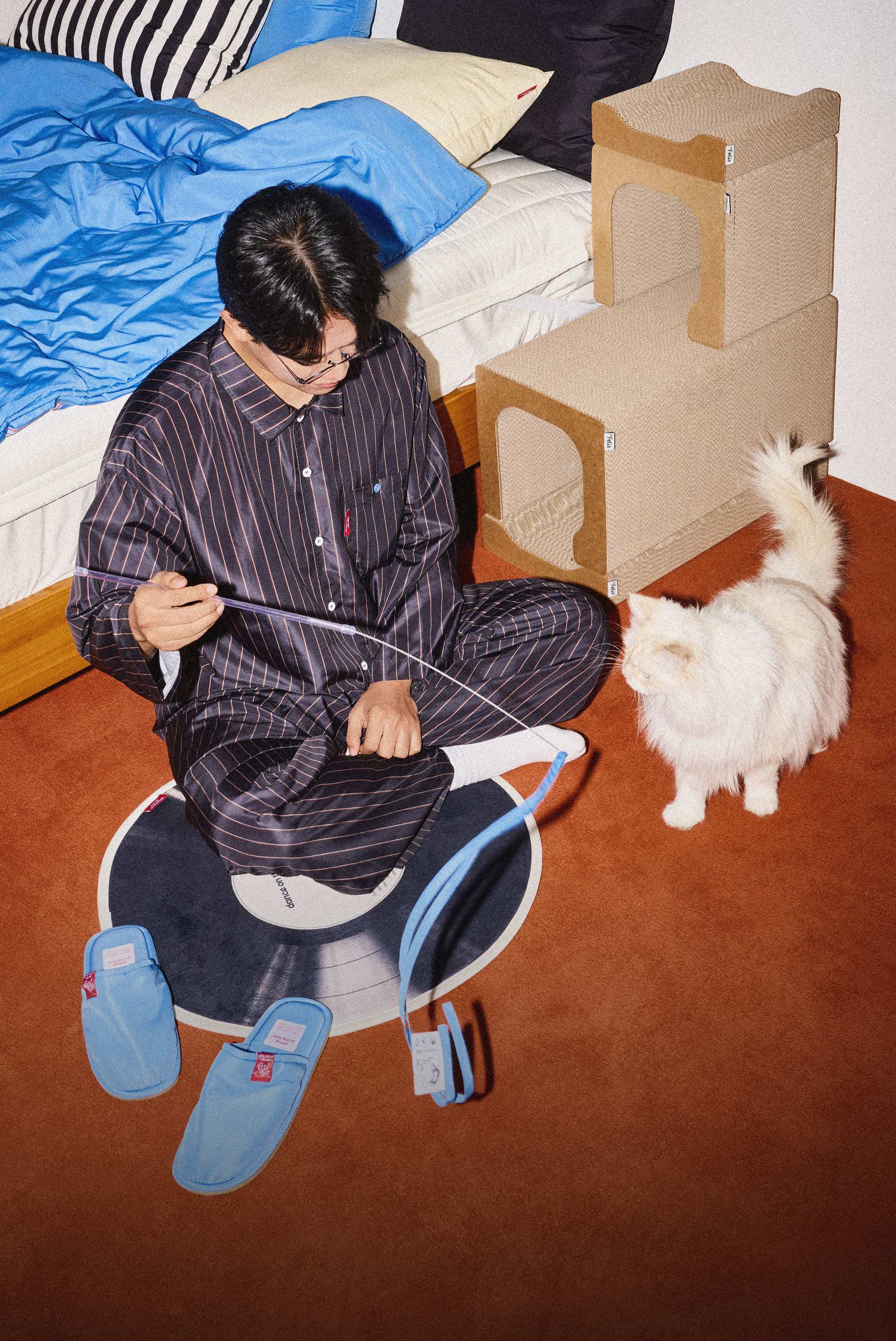 <p><span style="font-size: 18px; color: rgb(255, 255, 255);"><strong>PLAY LAZY furless pajamas</strong></span></p>  <p><span style="color: rgb(255, 255, 255);"><span style="font-size: 12px;">for furry companion animals</span></span></p>  <p><span style="color: rgb(255, 255, 255);"><br></span></p>  <p><span style="color: rgb(255, 255, 255);"><u><span style="font-size: 14px;">learn more</span></u></span></p><br>