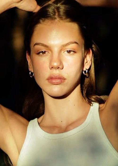 <h6><span style="font-family: Georgia, serif, 바탕, batang; color: rgb(54, 54, 54); font-size: 20px;">VIC</h6><br><br><br>