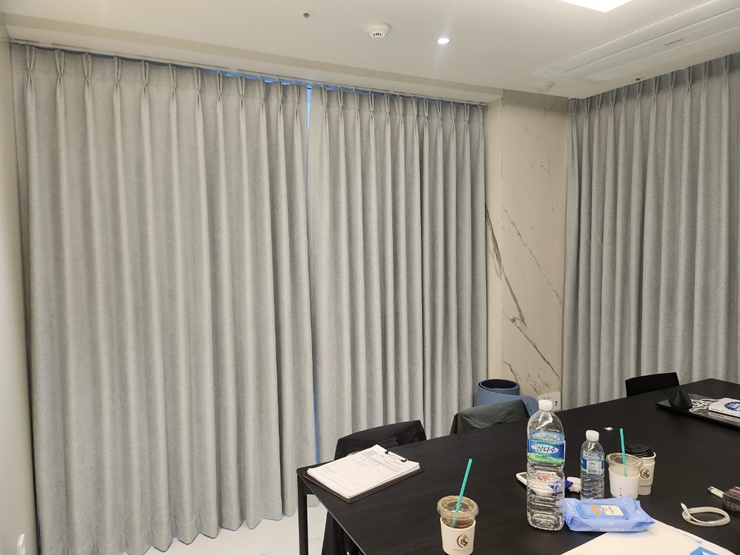 겉커튼 속커튼 겉지 속지  시공  업체 추천